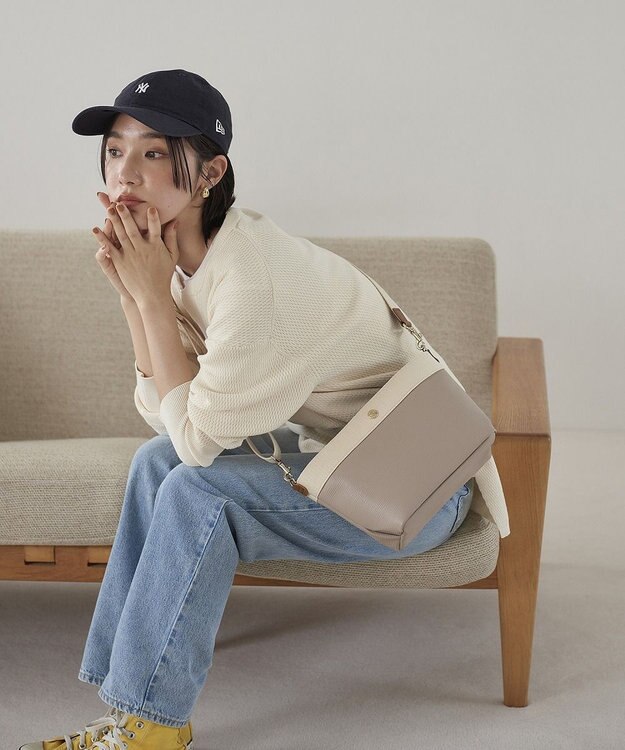 TOPKAPI 【Breath TOPKAPI】RIPPLE リプル スリム ミニショルダー バッグ ペールベージュ