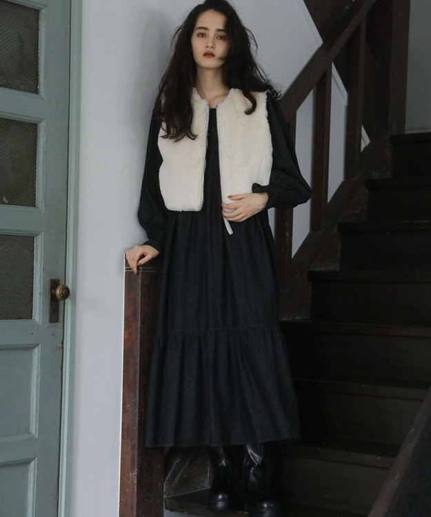 Green Parks ■ＥＳＣＡＲ　デニムピンタックカフスワンピース Black