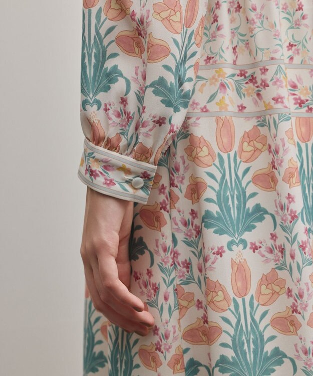 GRACE CONTINENTAL フラワーパターンプリントワンピース キナリ