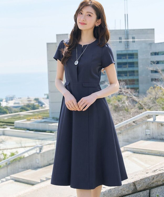 Tiaclasse L 【新色追加】フラップ付きミディアム丈フレアワンピース ネイビー