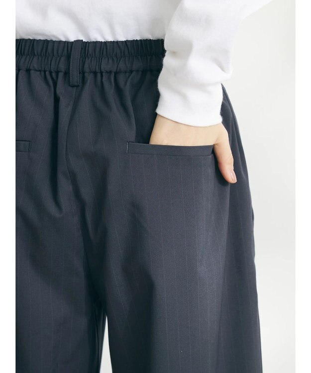CRAFT STANDARD BOUTIQUE イージーケアピンストライプテーパードパンツ Stripe Gray