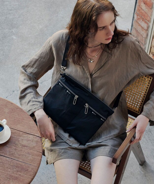 LeSportsac POUCH CROSSBODY/ブラックC ブラックC
