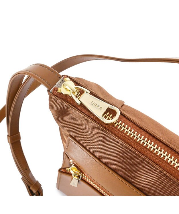 IBIZA コモド　オペラナイロン/牛革　ショルダーバッグ 普通茶