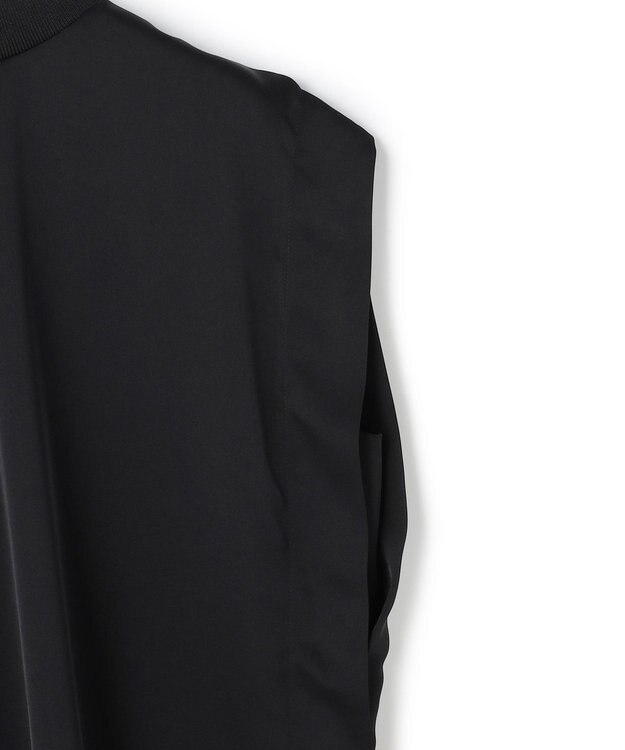 uncrave ライトダブルサテン タックブラウス ブラック