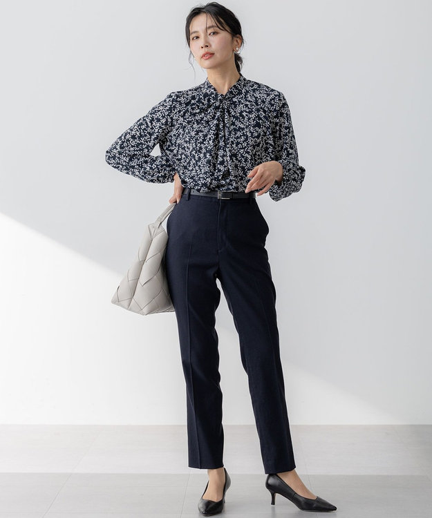 23区 【洗える】シャドーリーフ プリント ブラウス ネイビープリント