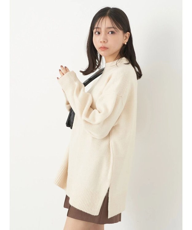 earth music&ecology ＦＬＵＦＦＹハイネックチュニック Ivory