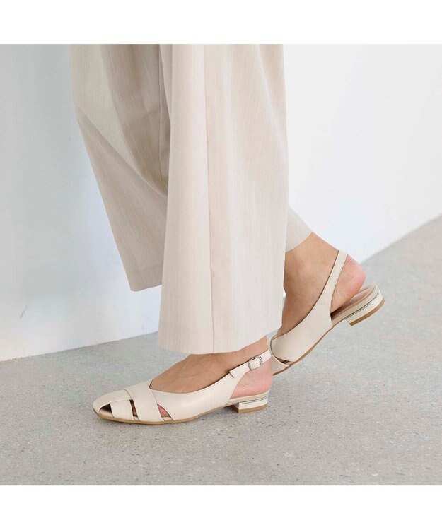 Riz raffinee <Riz raffinee>グルカデザインバックベルトパンプス アイボリー