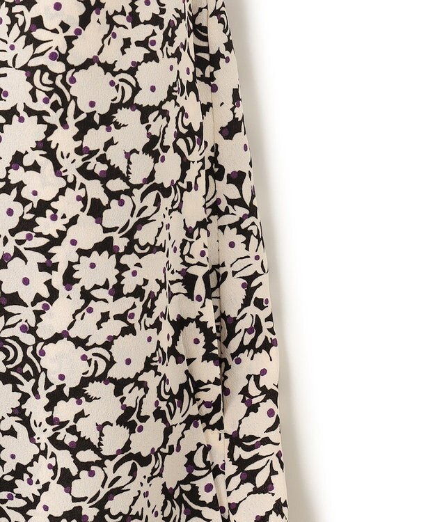 23区 【SLOW/洗える】アンティークフラワープリント ワンピース アイボリー系1