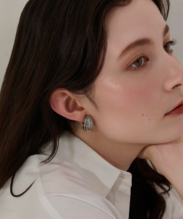 Phoebe 【痛くないシリーズ・金属アレルギー対応】シンフォニーフープソフトイヤリング　シルバー シルバー
