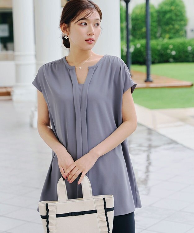 Tiaclasse 【洗える】フレンチスリーブキーネックシャツチュニックブラウス ブルー