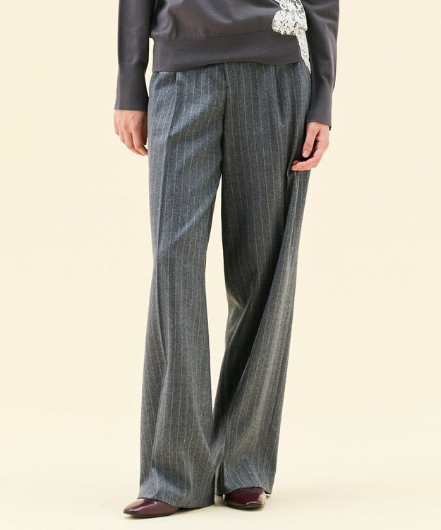 BEIGE， DELAND / ウールピンストライプハイウエストタックパンツ Gray St.