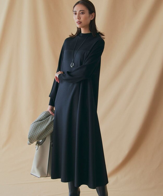 23区 アウトシームトートバッグ アイボリー系