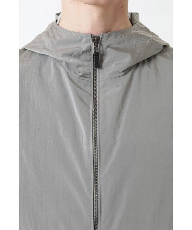 DAKS ナイロン タフタ パーカー シルバーグレー