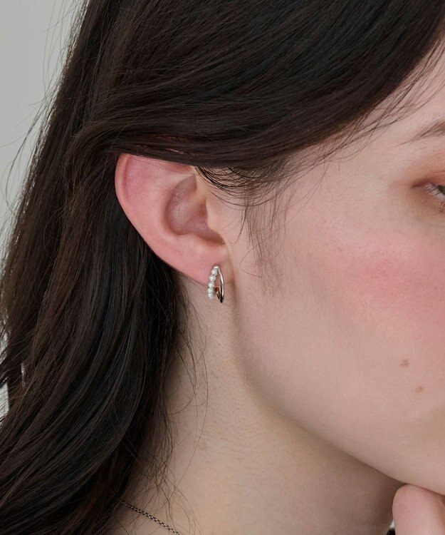 Phoebe 〈痛くないシリーズ/アレルギー対応〉プチパールダブルフープライトフィットイヤリング　シルバー シルバー