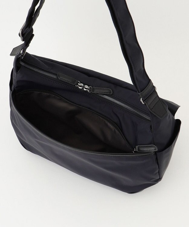 Y'SACCS ミリタリーフラップショルダー　Mサイズ ブラック