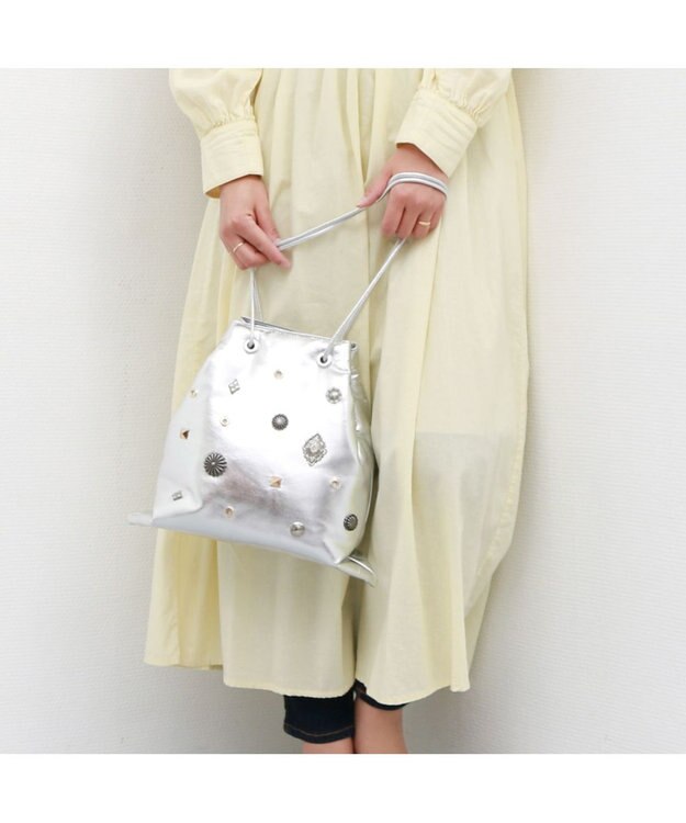 UNBILLION 【テレビ ドラマ着用アイテム】カカトゥ kakatoo / スタッズボンディングショルダー シルバー