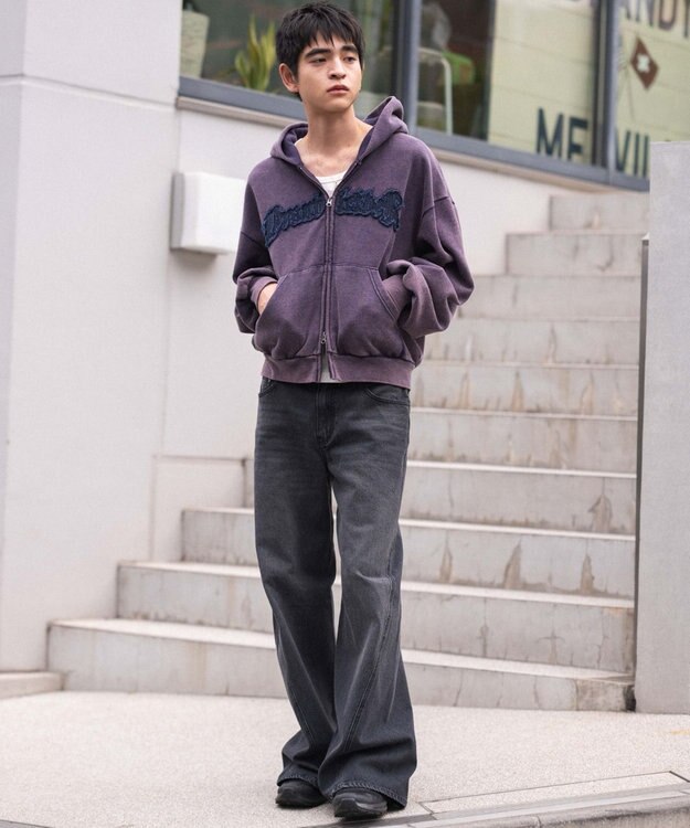 WEGO 【ユニセックス着用ITEM/MLサイズ展開】ショートグラフィックZIPパーカー パープル