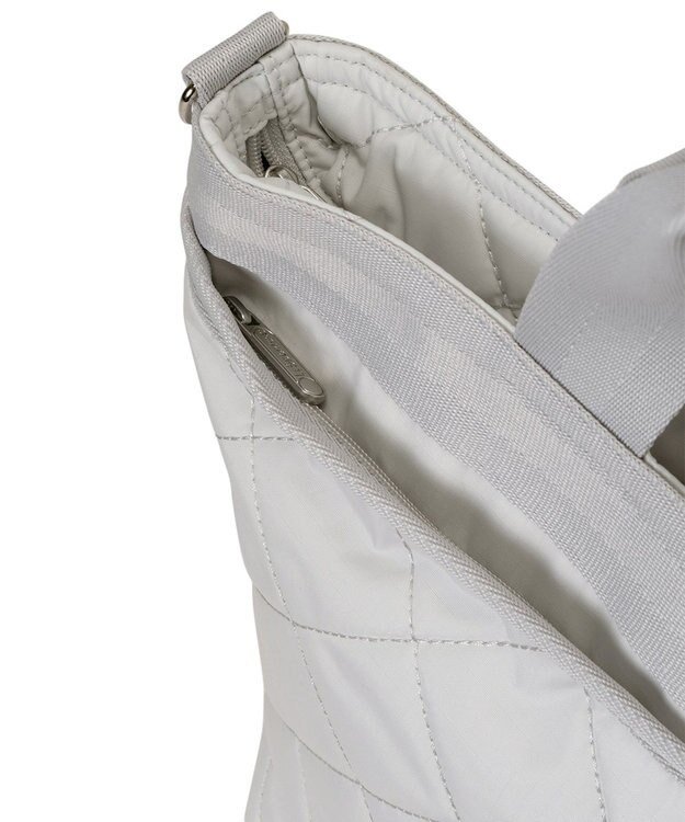 LeSportsac BUCKET TOTE W PEARLS/ミストグレーパール ミストグレーパール