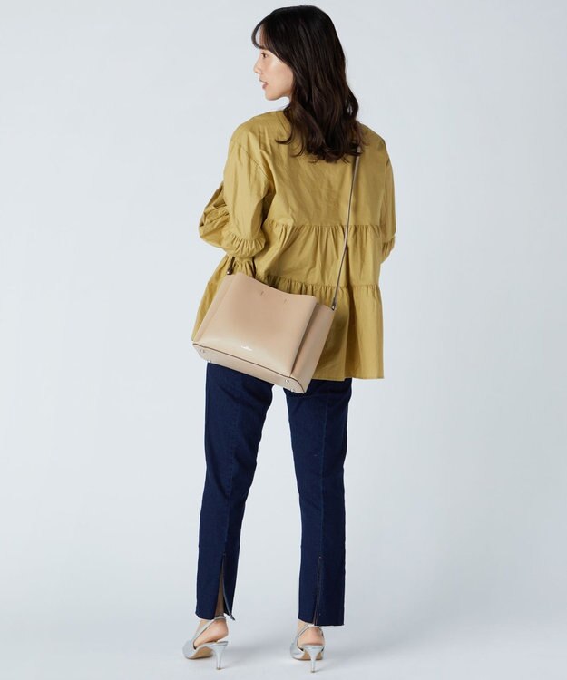 LA BAGAGERIE シンプルショルダーバッグ ライトベージュ