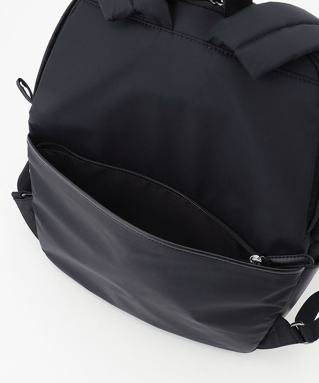 Y'SACCS 【ナイロンタフタ×リサイクルレザー】デイリーリュック ブラック