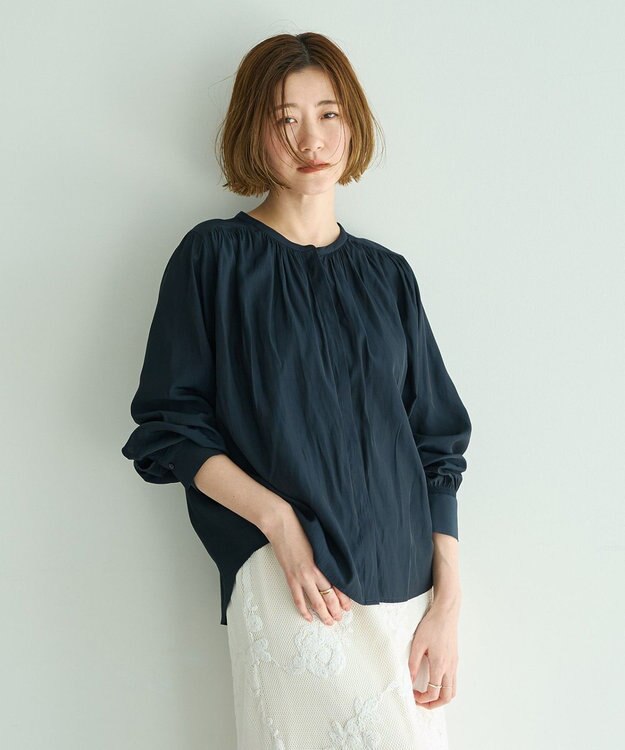 YECCA VECCA ギャザーブラウス Navy