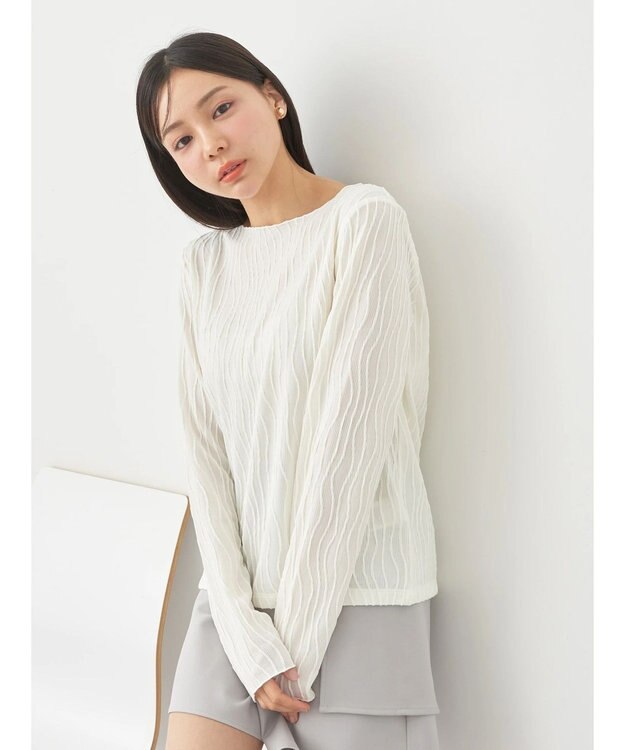 earth music&ecology うねうねプルオーバー Ivory