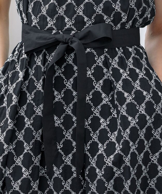 Tiaclasse 【洗える】配色刺繍レースワンピース ブラック×ブラック