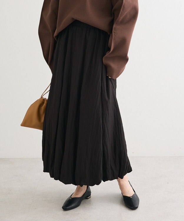 Green Parks 微光沢サテンバルーンスカート Black