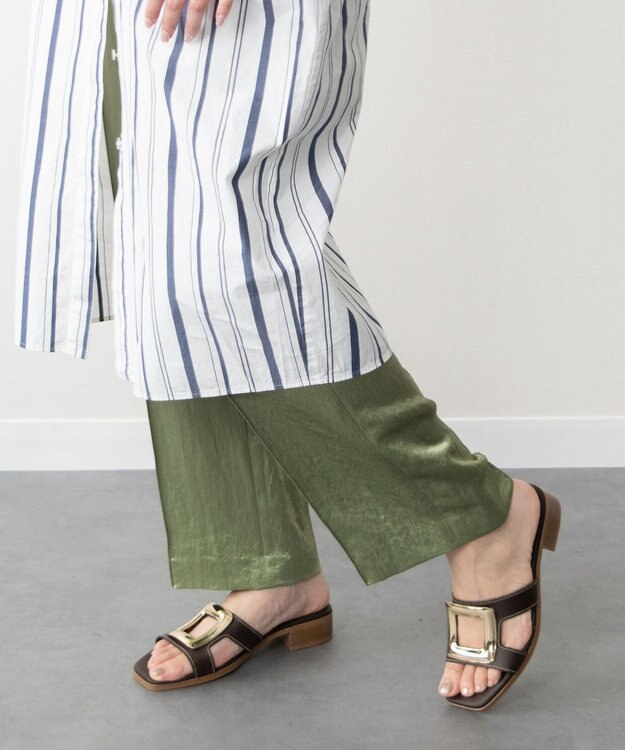 INTER-CHAUSSURES 【Oh my Sandals】メタルバックルローヒールミュールサンダル ダークブラウン