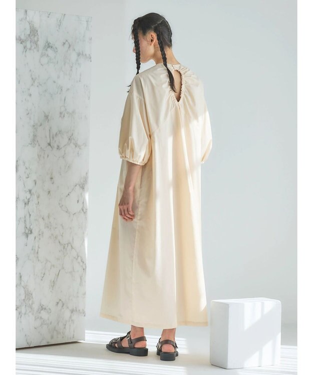 Green Parks ■ＥＳＣＡＲ　バックオープンギャザーワンピース Ivory