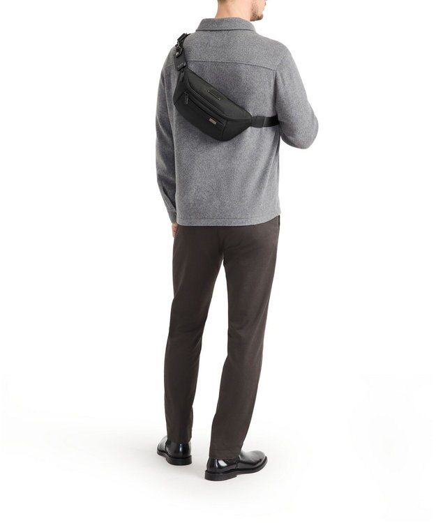 TUMI TUMI ALPHA（アルファ） ベルト・バッグ・スリング ネイビー
