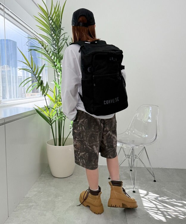 WEGO 【ユニセックス着用ITEM】CONVERSE SQUARE BIG BACK PACK ホワイト