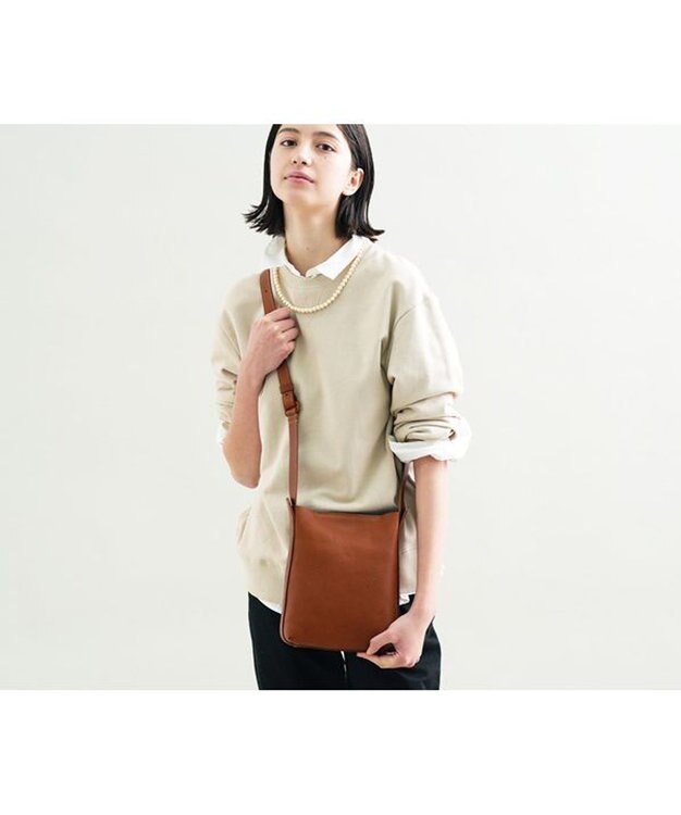 genten ミネルヴァ 縦長ショルダーバッグ チャ