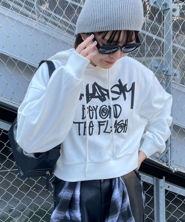 WEGO ハンドライティングショートパーカー ホワイト