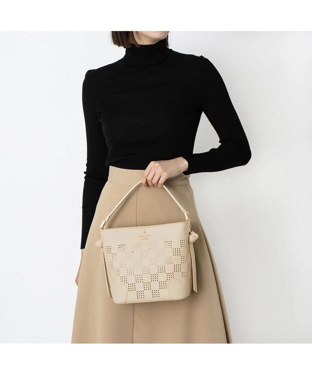 LANVIN en Bleu ペルフォレ 2wayバッグ オフホワイト