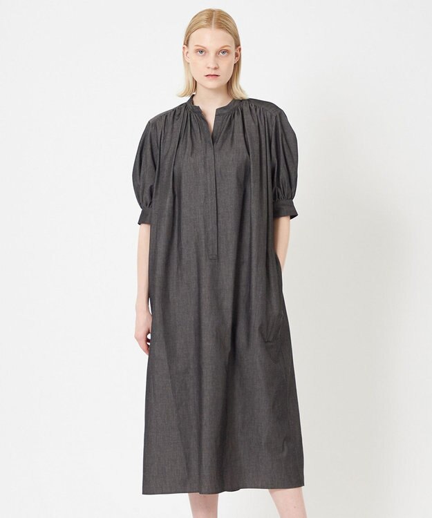 BEIGE， POMEGRANATE / ギャザーワンピース Chambray Black