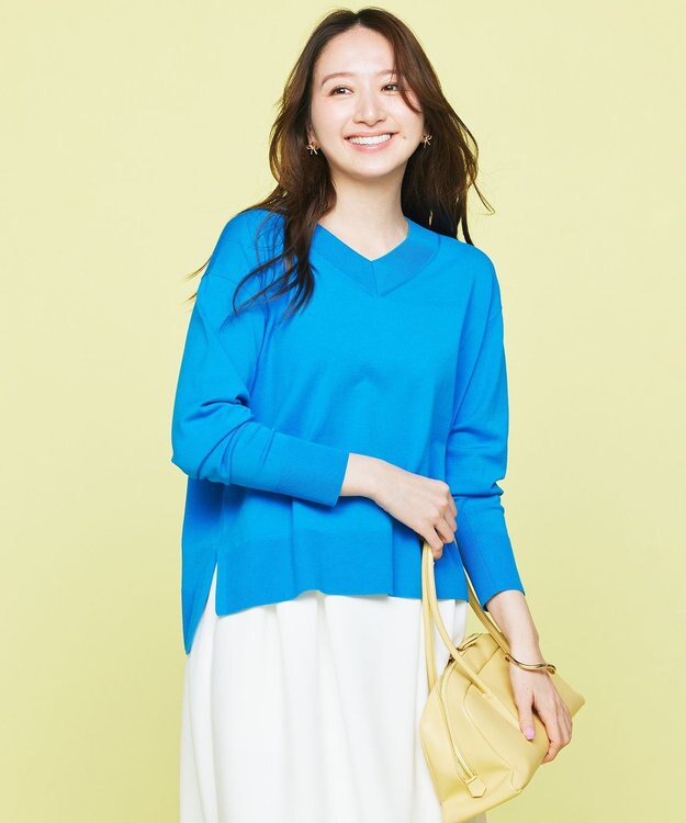 UNFILO L マイビューティ Vネック ニット ブルー