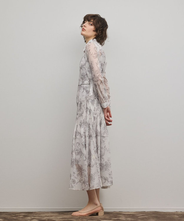 GRACE CONTINENTAL 【オンラインストア・梅田阪急店限定】フラワープリントプリーツワンピース グレー