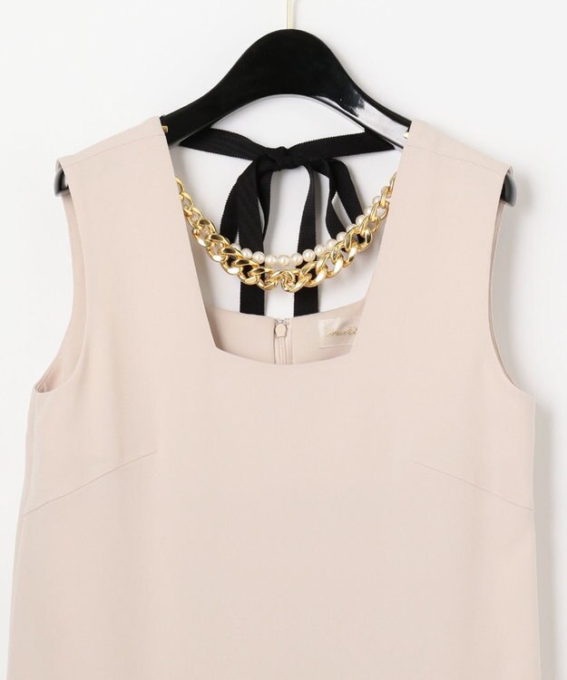 GRACE CONTINENTAL ネックレス付ティアードドレス ベージュ