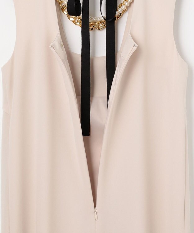 GRACE CONTINENTAL ネックレス付ティアードドレス ベージュ