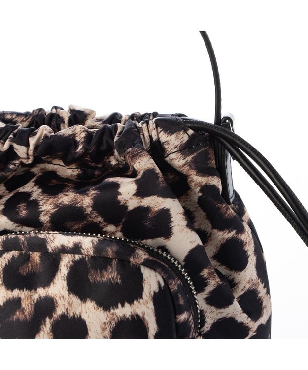 UNBILLION カシュカシュ cachecache / アクセポーチ付ナイロントート レオ