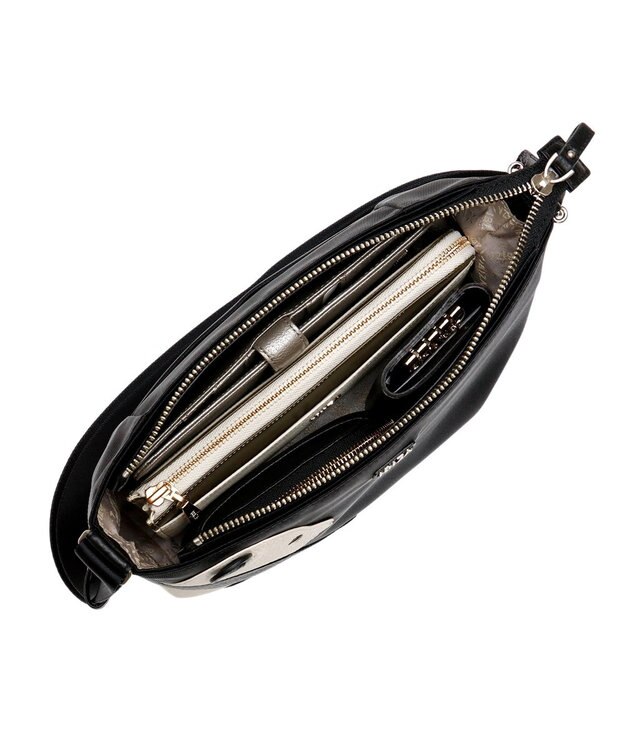 IBIZA アニマーダ　ナイロン　ショルダーバッグ 黒