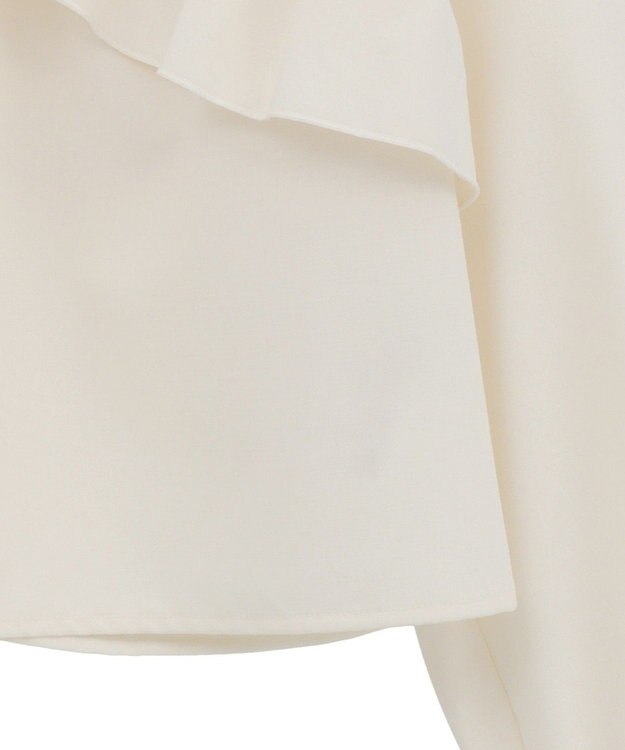 earth music&ecology フリルオフショルブラウス Ivory