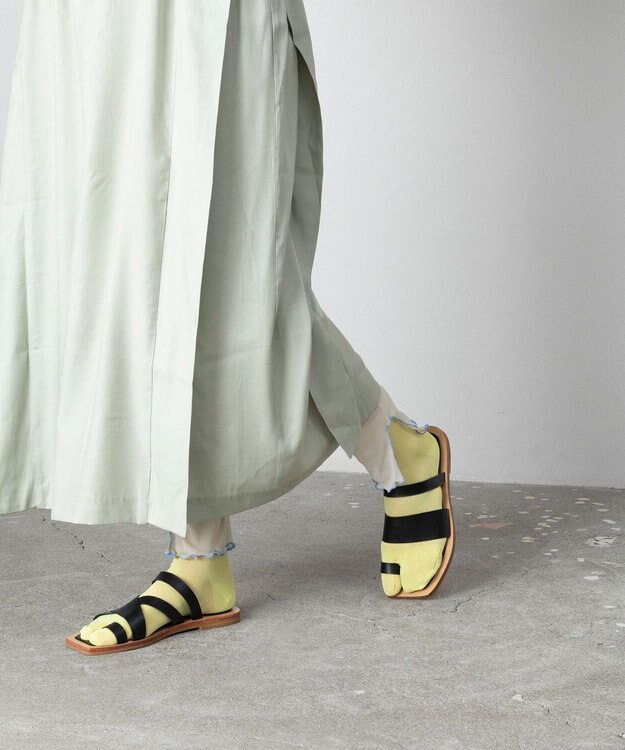 TRICOTE シアーカラーラメタビソックス 52YELLOW