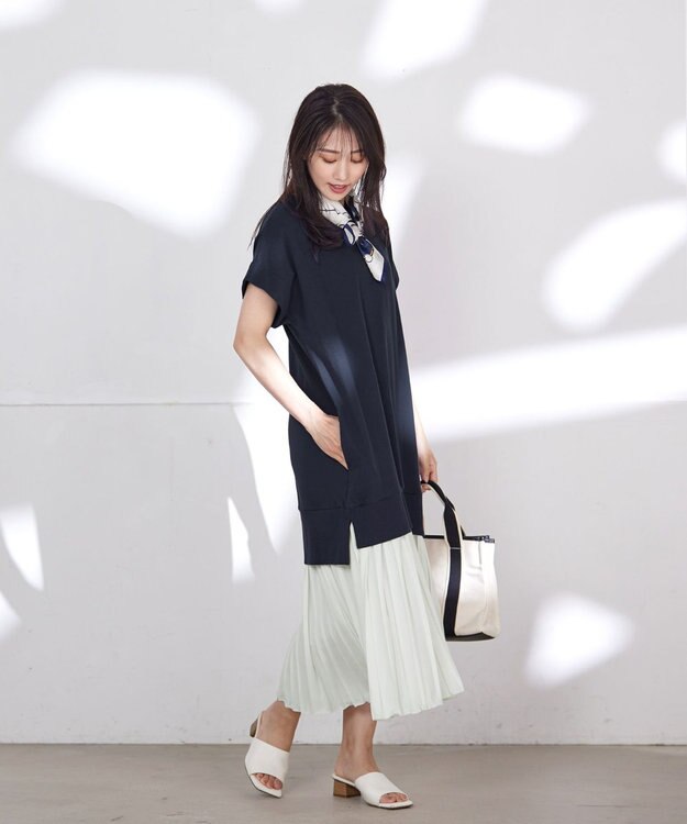 Tiaclasse 【洗える】裏毛プリーツコンビワンピース ネイビー×オフ