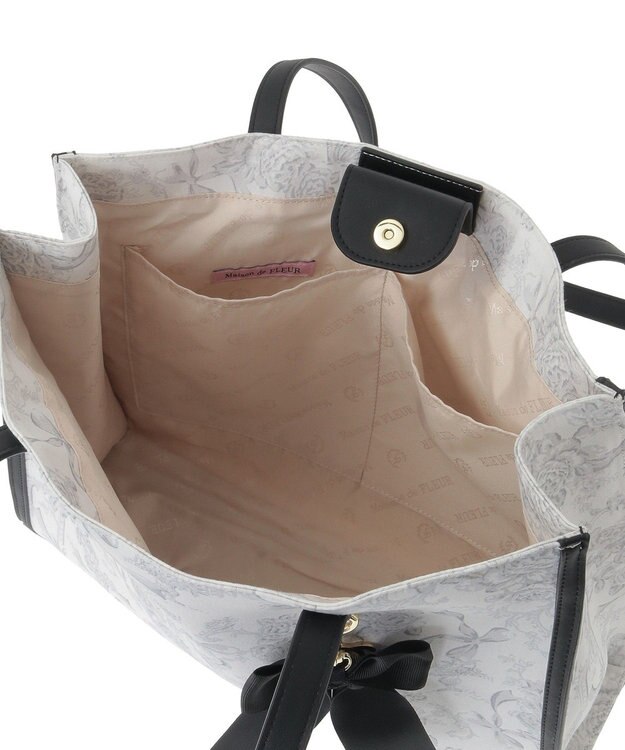 Maison de FLEUR フラワーガーデンプリントスクエアトート Black