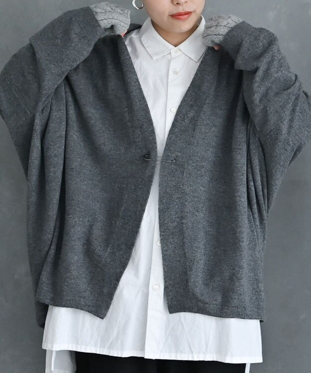 muuc 〈希少な素材〉〈高級15.5マイクロン長極細メリノウール100%〉〈ユニセックス〉ウルグアイウールのジャケットカーディガン グレー