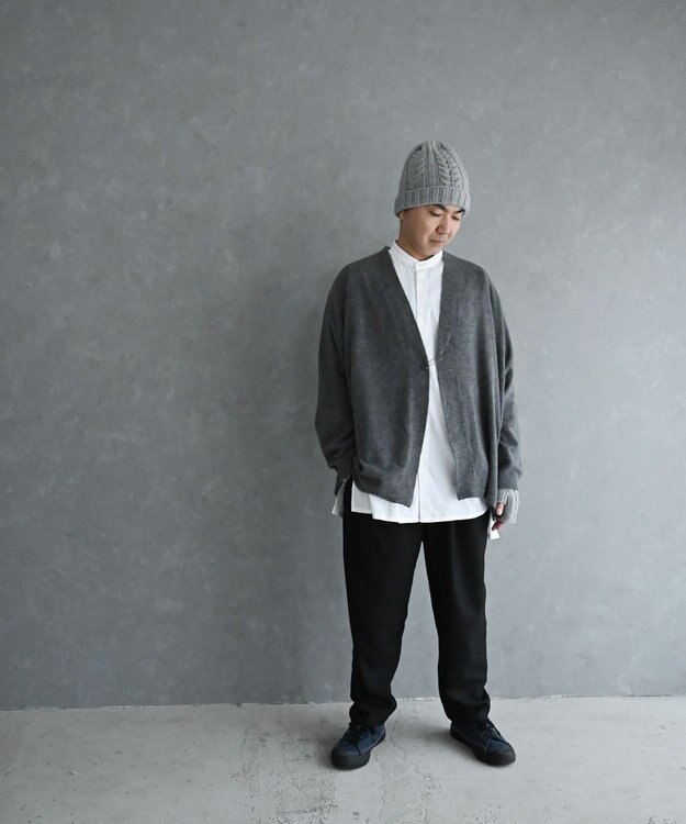 muuc 〈希少な素材〉〈高級15.5マイクロン長極細メリノウール100%〉〈ユニセックス〉ウルグアイウールのジャケットカーディガン グレー