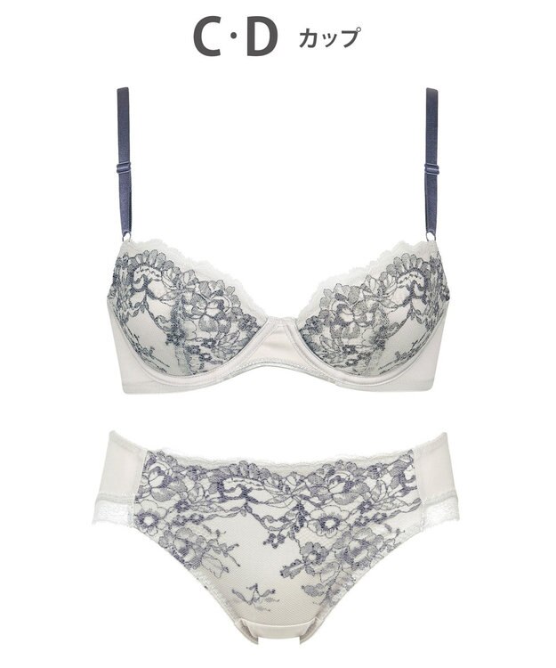 Wing ブラショーツセット　【マッチミーブラ】　ブラがわたしに合わせてくれる　ウイング／ワコール　KB8003 サンドベージュ