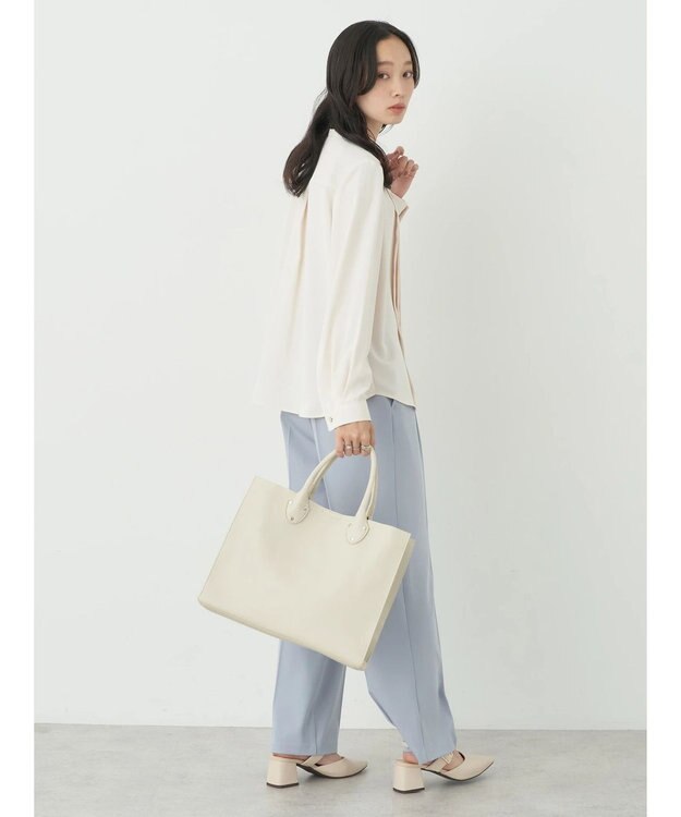 earth music&ecology タックブラウス Off White